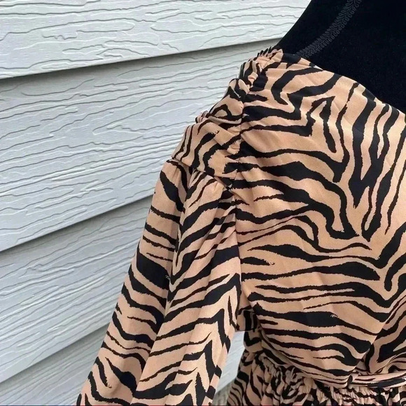 Rebecca Minkoff Isabella Dress - Picture 5 of 7